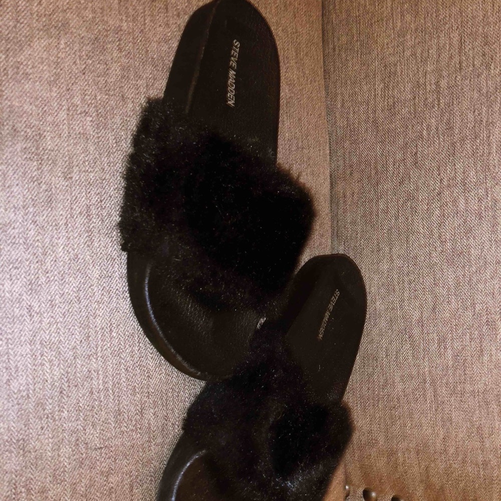 Steve Madden Black Fluffy Slides - image 2